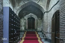 افراشته فیروزه‌ای؛ مسجد آقامحمود
