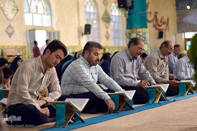 مراسم جزخوانی قرآن کریم درامامزاده نرمی اصفهان