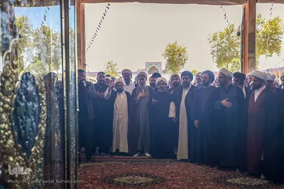 حضور ائمه جماعت در حرم حضرت شاهچراغ علیه‌السلام