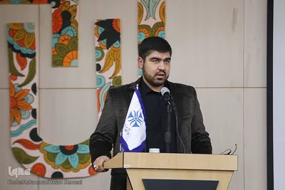 نشست صمیمی دانشجویان با استاندار همدان