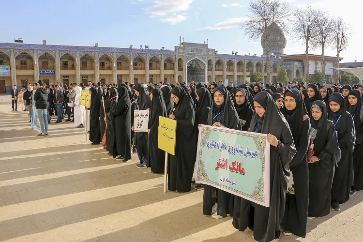 مسابقات قرآن دانش‌آموزان و فرهنگیان عشایر فارس برگزار شد