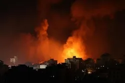 Zionist Regime Warplanes Launch Airstrikes on Gaza