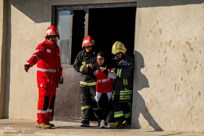 مانور آمادگی و مراسم پاسداشت آتشنشان داوطلب شیراز