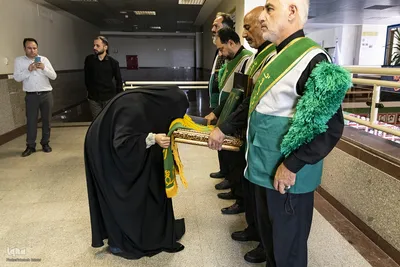 پرچم‌گردانی حرم مطهر امام رضا (ع) در مجتمع تحقیقاتی شهدای جهاددانشگاهی
