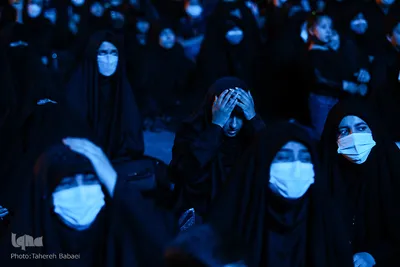 Lange Speisetafel zum Gedenken an „Ruqayya bint al Hussein“ gedeckt