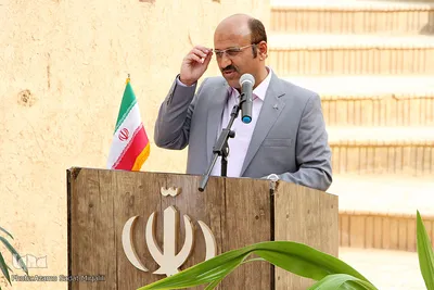 نشست خبری شهردار و اعضای شورای اسلامی باغ شهر شاهدیه یزد‎