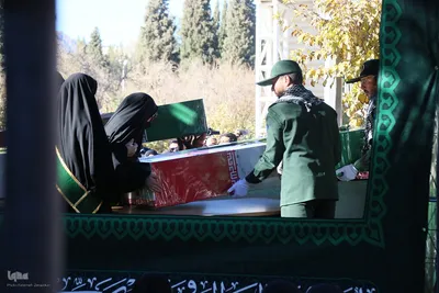 شکوه بدرقه لاله‌های گمنام فاطمی در بیرجند