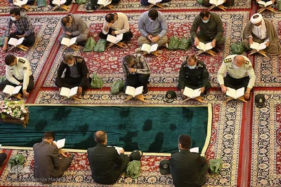 محفل انس با قرآن کریم سپاه فجر فارس در شاهچراغ(ع)