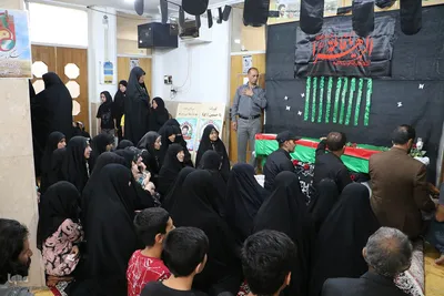 تشییع پیکر مادر 4 شهید دوران دفاع مقدس در شهیدآباد فارس