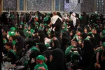 برگزاری آیین شیرخوارگان حسینی در حرم رضوی