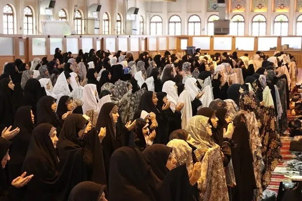 نماز جمعه ساری، 11 خرداد به امامت آیت الله محمد باقر محمدی لائینی، نماینده ولی فقیه در مازندران