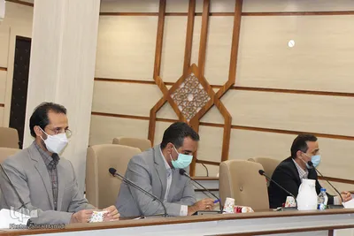 اهدای تبلت به دانش آموزان خراسان جنوبی