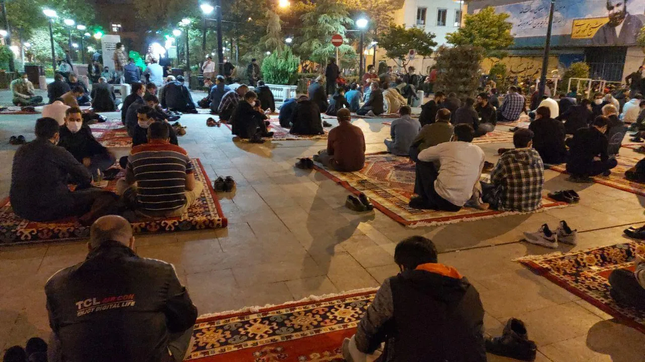 تحلیل پژوهشگر دین از برگزاری هیئت «حاج منصور» در ایام کرونا