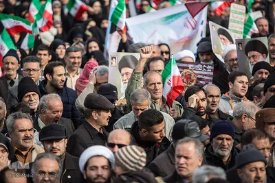 شکوه چهل سالگی در قزوین