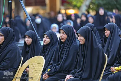 اجتماع دختران دهه هشتادی در گذر فرهنگی چهارباغ‎