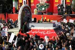 بدرقه پیکر شهید نیلفروشان به منزل‌گاه ابدی