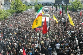 تشییع پیکر رئیس جمهور شهید در تهران (۲)