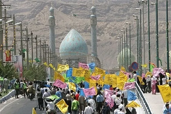 Malaking Martsa mula sa Dambana ng Hazrat Masoumeh Hanggang sa Moske ng Jamkaran na Binalak sa Eid Al-Ghadir