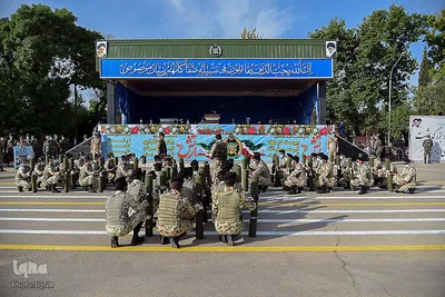 رژه خودرویی روز ارتش در شیراز