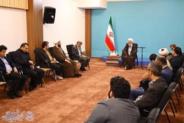 نشست شورای توسعه و گسترش فعالیت‌های قرآنی شهرستان ساری