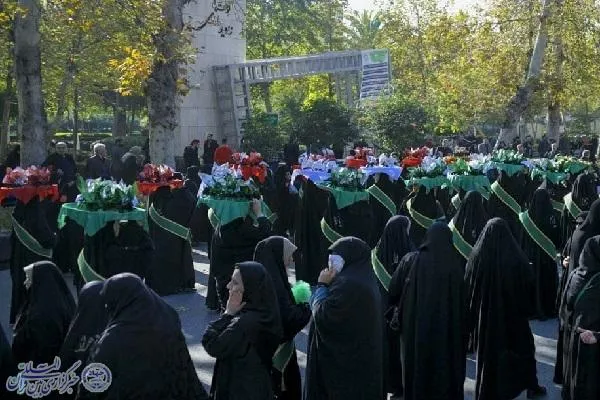 تشییع پیکر پاک ۱۱ شهید گمنام دوران دفاع مقدس  در ساری