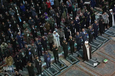 مسجد مقدس جمکران در شب نیمه شعبان