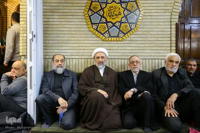 مصطفی صدرزاده و حجت الاسلام محسن عرفاتی مدیران سابق شبکه قرآن در ختم موسوی قهار