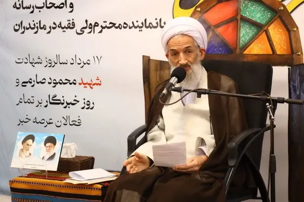 خبرنگاران آگاه‌ترین قشر به نظام مسائل جامعه هستند + عکس