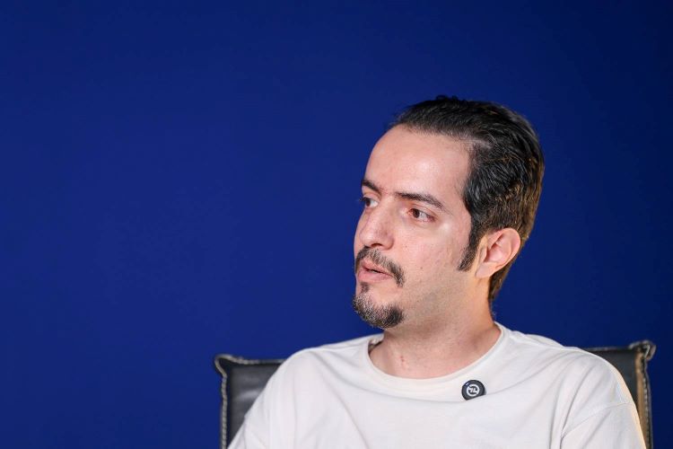 مرتضی اخوان، روزنامه‌نگار