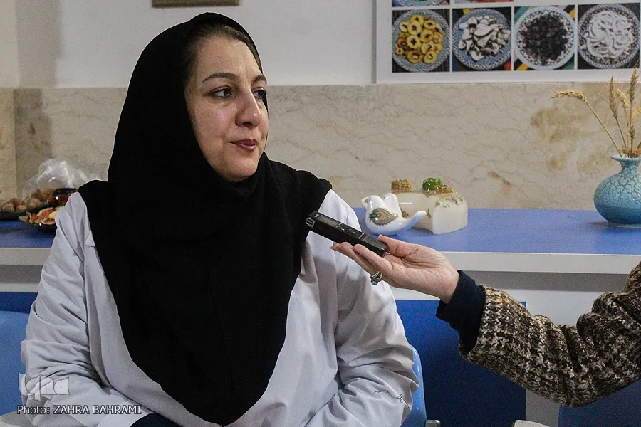 حضور بانوی کارآفرین استان مرکزی در دوره‌های ترجمه قرآن/ خوابی که تعبیر شد