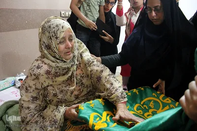 کاروان زیر سایه خورشید در محور غرب استان هرمزگان