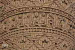 افراشته فیروزه‌ای؛ مسجد تاریخانه‎‎ دامغان