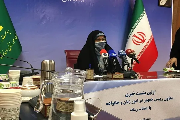 وعده‌های انسیه خزعلی برای بهبود وضعیت بانوان؛ از پیگیری بیمه و کارآفرینی تا آموزش