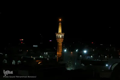 تعویض پرچم گنبد حرم رضوی در آغاز ماه محرم