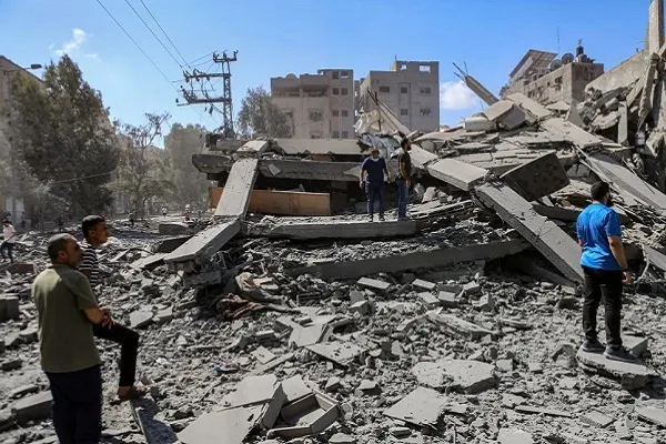 Ataque aéreo israelense atinge mesquita de Jenin em meio a contínuos bombardeios em Gaza