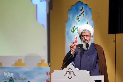حجت الاسلام جلیل صفت، جانشین سازمان عقیدتی سیاسی ارتش در اختتامیه هشتمین جشنواره سراسری حدیث ارتش