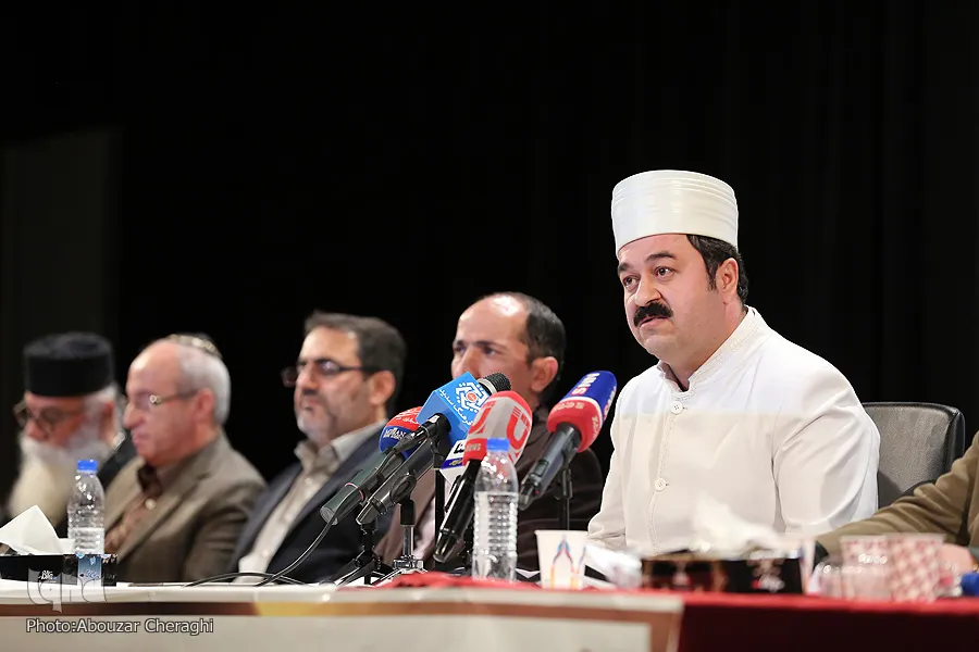 انقلاب اسلامی به دنبال تحقق آرمان‌های انبیا(ع) بوده است