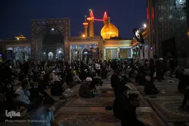 آیین تعویض پرچم و اقامه عزا در حرم حضرت معصومه(س)