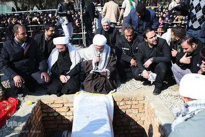 تشییع پیکر دو شهید گمنام در نعمت آباد تهران