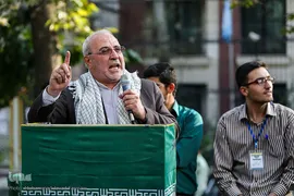 تجمع اعتراض آمیز دانشجویان به کشتار مسلمانان میانمار