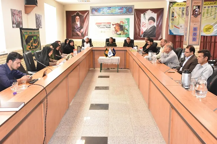 برپایی نشست كتابخوان تخصصی دفاع مقدس در شیراز