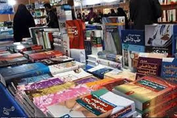 نخستین نمایشگاه کتاب «گل‌گهر» در سیرجان افتتاح شد