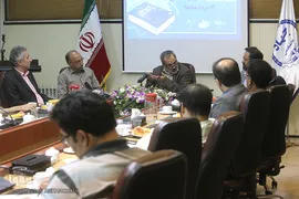 نشست نقد و بررسی کتاب «توحیدگرایی و صلح»