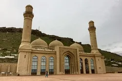 Video: Bibi-Heybat-Moschee in Baku