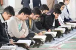 کرسی تلاوت قرآن کریم دانش آموزی ملایر در نماز جمعه به مناسبت 13 آبان