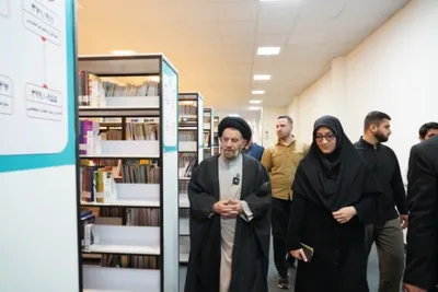 نمایشگاه تایپوگرافی «استکبار ستیزی» افتتاح شد