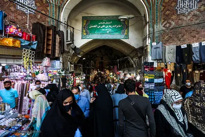 بازار تهران و انگار نه انگار که کرونا در حال قربانی گرفتن است.