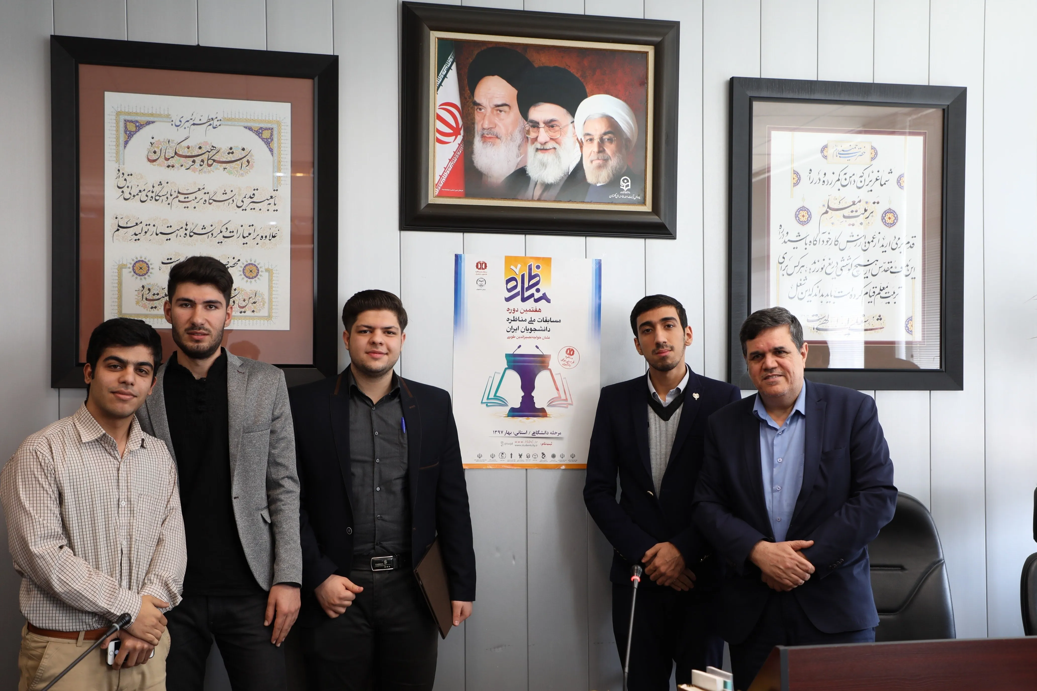 دنیای قبل و بعد از حضور در مناظره/ متن جامعه و جای خالی گفت‌وگو