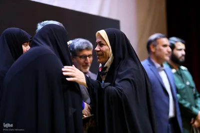 گزارش مراسم بزرگداشت آیت الله اشرفی اصفهانی و تشییع پیکر پاک شهید گمنام