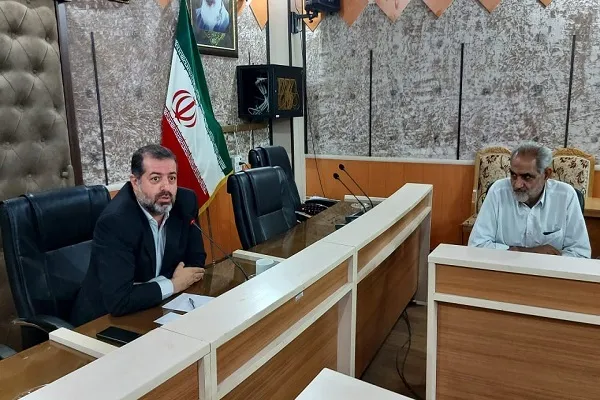 نشست هنرمندان با فرماندار شهرستان فریدون کنار -1
